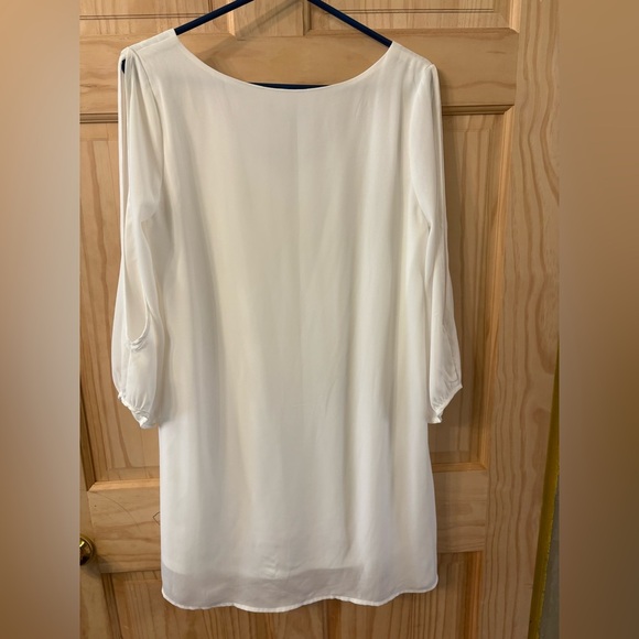 Lulu’s white Mini Dress with long sleeves-“Shifting Dears”-Size M-bridal/wedding - Picture 6 of 7